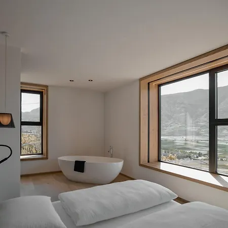Wine Pratenberg Guest house Merano