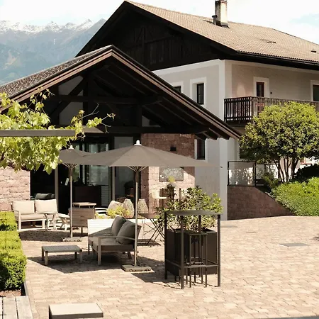 Wine Pratenberg Merano