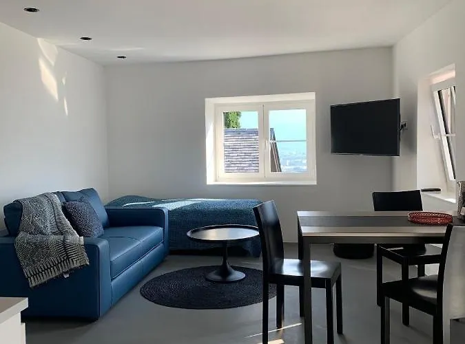 Pratenberg Wine Appartement Merano